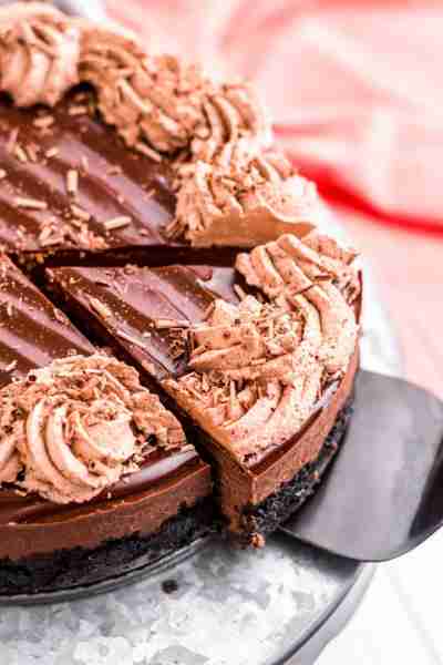 🍫🍰 Dive into a slice of this creamy, smooth Instant Pot Chocolate Cheesecake goodness today! 🎉 🌟...