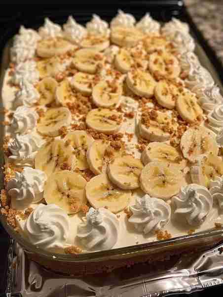 BANANA PUDDING CHEESECAKE Ingredients: 2 cups vanilla wafer crumbs 6 tablespoons unsalted butter...