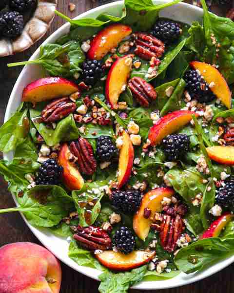 SUMMER Peach & Berry Spinach Salad!🍑🫐🥗(with light Honey-Balsamic Glaze)🍯🍯
