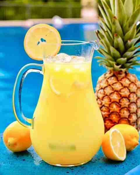 🌞 Official Summer Pool Drink – "The Ultimate Poolside Punch!" 🏖️🍍 Ingredients: ⦁ 1 can (46 oz) pin...
