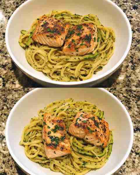 Creamy Zucchini Pasta with Grilled Salmon Velvety Zucchini Alfredo Pasta Topped with Herb-Grilled Sa...
