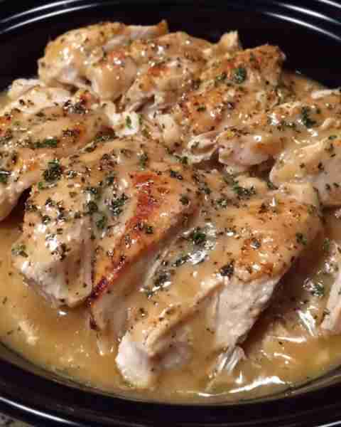 Crockpot Chicken & Gravy Ingredients: 4 skinless chicken breasts 1 ounce dry ranch salad dressing an...