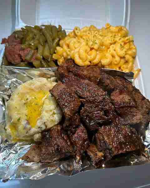 Steak night! Nothing beats a perfectly grilled steak with all the fixings. #steaklover #foodie #comf...