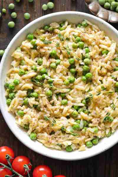 Creamy Garlic Parmesan Orzo (30 Minutes, One-Pan). 🧀🧄 A perfect side dish for GRILLED meats.🧀🧄