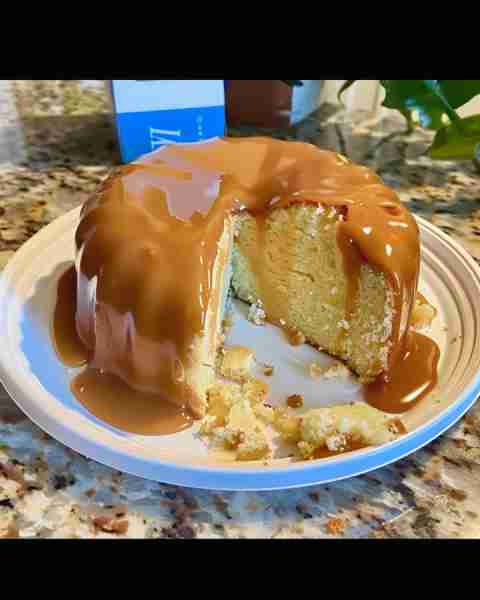 Caramel Cream Cheese Pound Cake Cake Ingredients: 1 ½ cups (3 sticks) unsalted butter, softened 8 oz...
