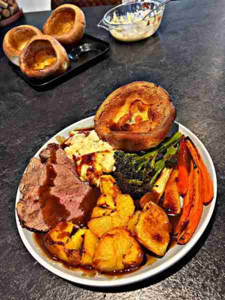 Roast Beef Dinner by Ste V