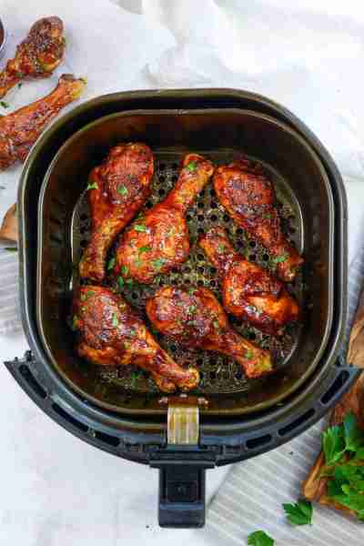 RECIPE: https://airfried.com/air-fryer-bbq-chicken-legs/ BBQ Chicken Legs in the Air Fryer? Yes, ple...