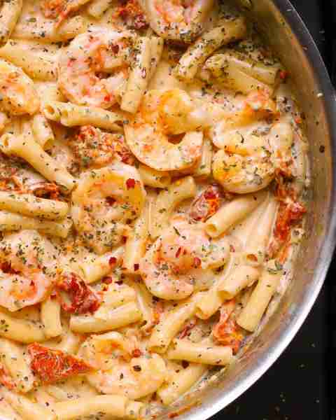 Creamy Mozzarella Shrimp Pasta🍤🍤