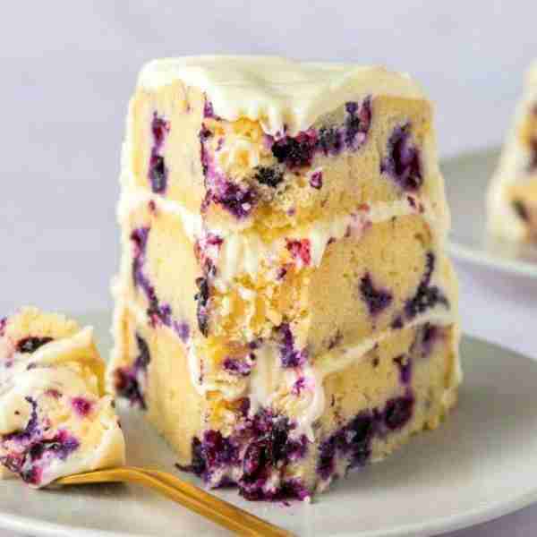 Lemon Blueberry Cake I love this quick & easy recipe and it’s a treat for Beginners.... Must express...
