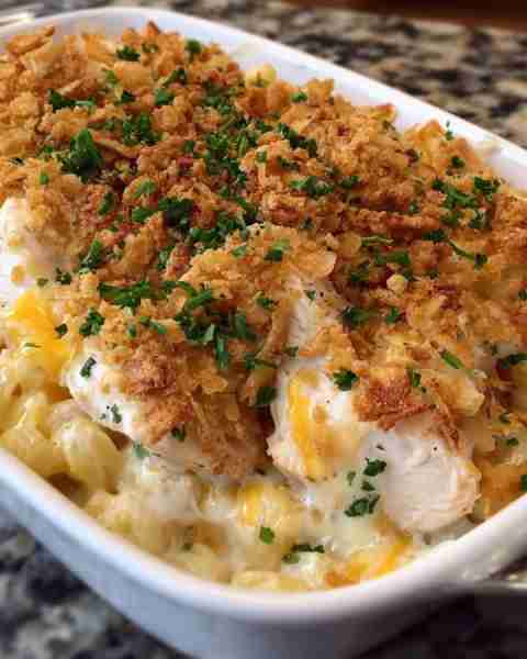 Ritz Cracker Chicken Casserole Ingredients: 4 boneless, skinless chicken breasts 2 cups Ritz cracker...