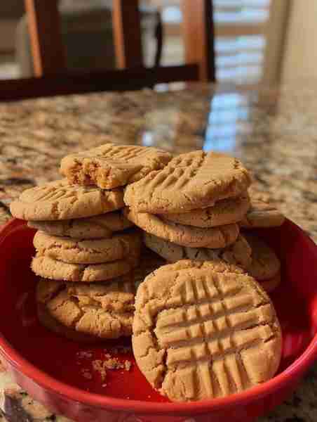 Not sure why I didn’t think of this sooner to post lol but 3 ingredient PB Cookies! They won me firs...