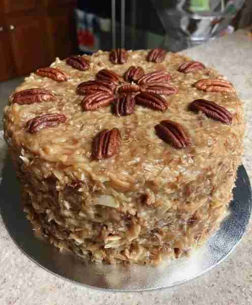 My Grandma made this "Family German Chocolate Cake", y'all help me make her day with compliments ......