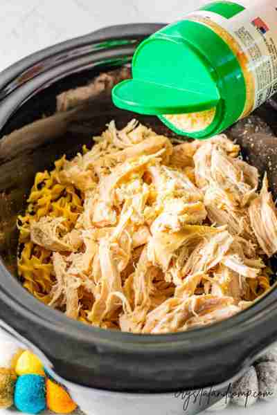 🐔 CROCKPOT CHICKEN ALFREDO Easiest way to make alfredo! RECIPE IN THE COMMENTS
