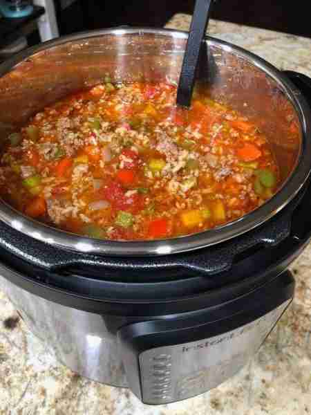Stuffed Pepper Soup Ingredients For the Soup Base: 1 lb (450g) ground beef or turkey (or plant-based...