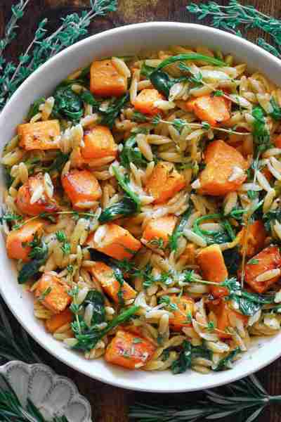 🧡💚 Creamy Orzo Pasta with Roasted Butternut Squash and Spinach. 🧡💚MEATLESS, VEGETARIAN meal or s...
