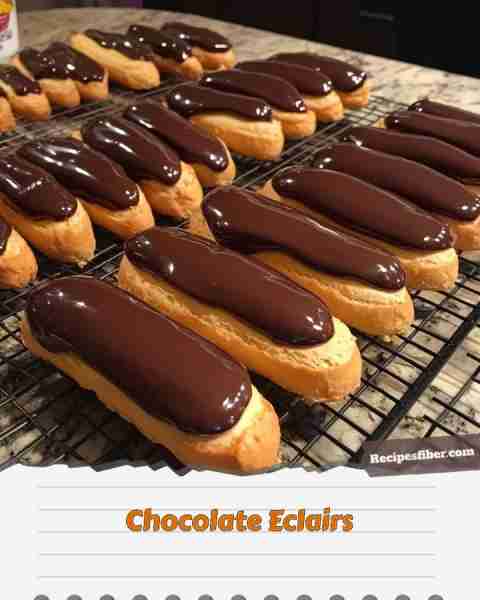 Chocolate Eclairs 🍫🍰😋 Delicious and creamy chocolate eclairs that are sure to impress! 📋 Ingre...