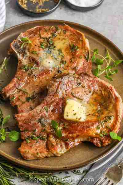 Comment RECIPE to get the recipe! Bone-in pork chops are simply seasoned and pan-seared until perfec...