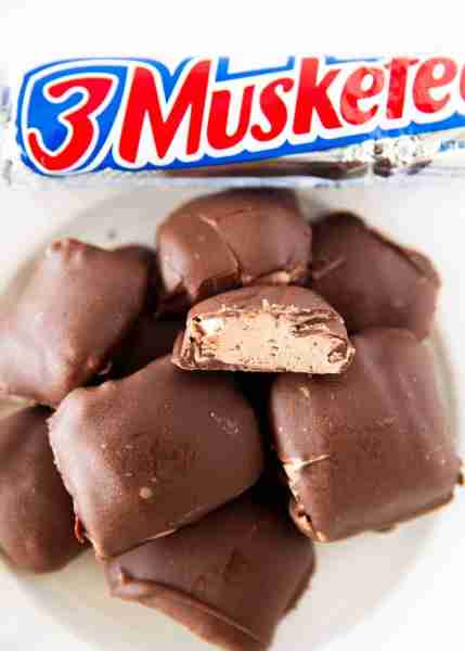 Homemade 3 Musketeers bar! https://www.iheartnaptime.net/cool-whip-candy