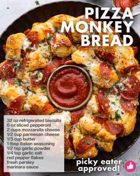 PIZZA MONKEY BREAD: I don't think there's much better than pulling apart cheesy, warm, soft bread wi...
