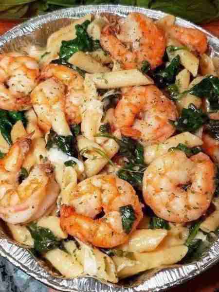 Cheese Shrimp Penne Pasta & Spinach - Don't LOSE this recipe 🔥😋 1 box Penne Pasta 1lb Shrimp (peel...