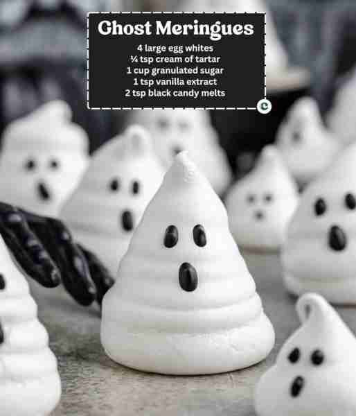 These little Ghost Meringues are spooky and sweet! 👻 Light, crispy, and perfect for Halloween parti...