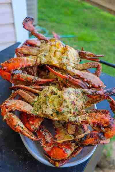 Crab with butter garlic sauce 😋