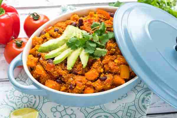 One-Pot Mexican Beans and Quinoa - the ULTIMATE delicious side-dish! Pair it with our One Tray Chick...