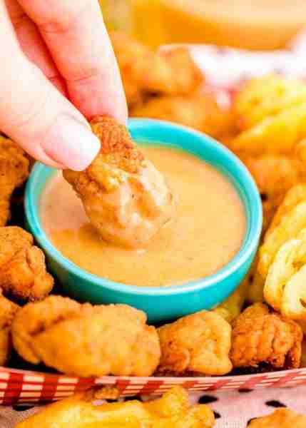 🌟🐔✨ Try out this Chick-Fil-A Nuggets copycat recipe that's super easy to make at home! 🏡💕 These...
