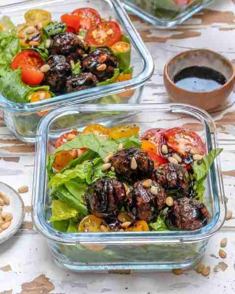 Balsamic Glazed Meatballs for a Weeknight 20-Minute Meal Idea. OR Quick, Delicious #MealPrep! Yep. K...