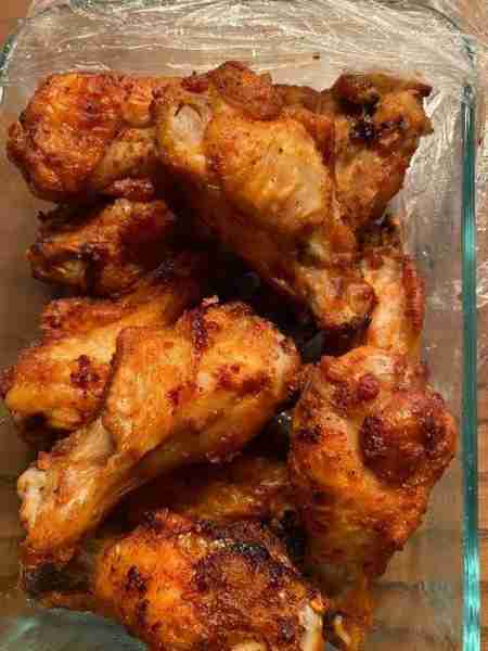 AIR FRYER CHICKEN WINGS Ingredients 2 pounds chicken wings recommend party pack** 1 tablespoon olive...