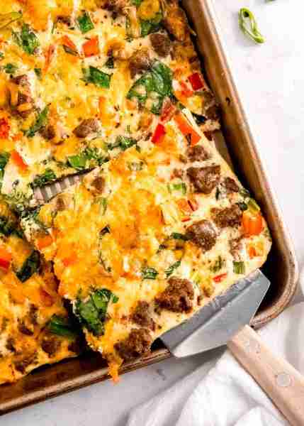 These Sheet Pan Eggs are a healthy, high protein breakfast with less than 4 net carbs per serving!