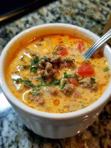 Creamy Beef Soup Ingredients: 1 lb ground beef (lean) 2 cups heavy cream 1 cup beef broth (low-sodiu...