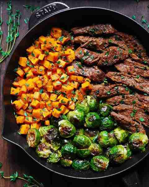 🧡Garlic Butter Steak with Brussels Sprouts and Butternut Squash.🧡You can use sweet potatoes or yam...