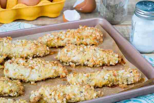 These Crispy Chicken Tenders are So GOOD and the Kids LOVE em! ❤ No one will be missing fast foods...