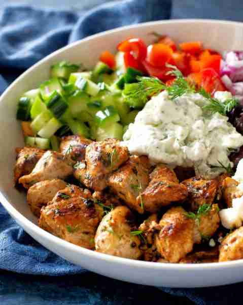 Drop the word “recipe” and I’ll send this 15 minute Greek chicken to you.