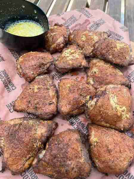 Chicken thighs with garlic butter