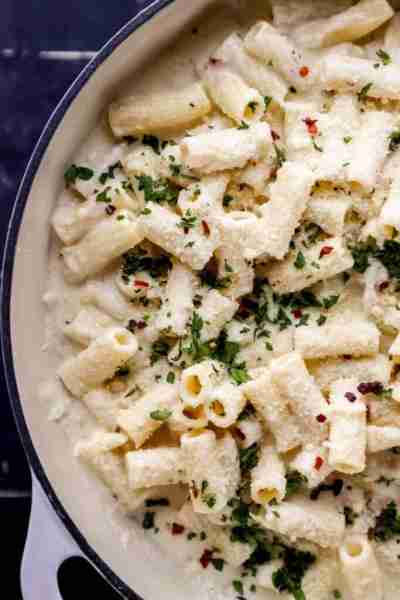 DINNER IN 15 MINUTES!! One Pot Pasta with Ricotta and Lemon https://www.simplylakita.com/one-pot-pas...