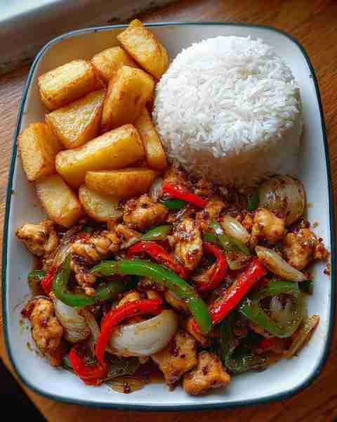 Sweet & Spicy Black Pepper Chicken with Rice & Golden Potato Wedges 🍛🌶️🍟 Prep Time: 20 minutes Co...