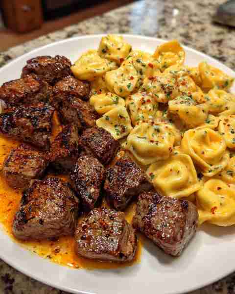 Garlic Butter Steak Tips with Cheesy Tortellini in Cheddar Sauce Ingredients: 1 ½ lbs sirloin or rib...