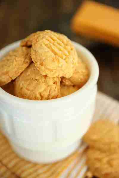 These Easy Cheese Straw Cookies have all the great flavor of classic Southern cheese straws, but wit...