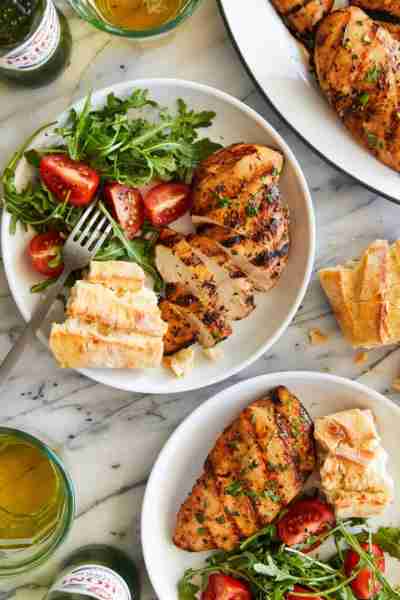 Easy Grilled Chicken - The best marinade ever! No-fuss and packed with so much flavor. You won't nee...
