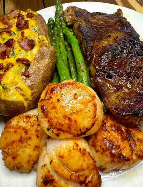 Steak & scallops plate 🔥🔥