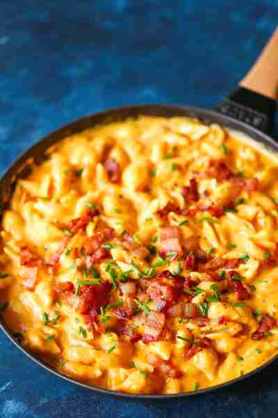 Butternut Squash Mac and Cheese - Mac and cheese at it's finest! So creamy, so rich + so amazing yet...