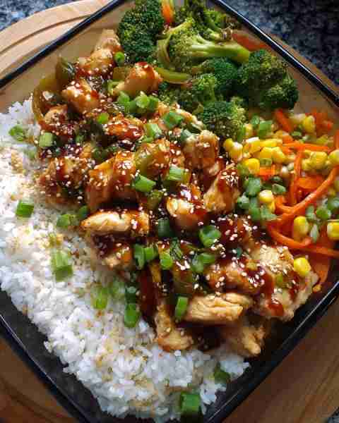 🍲 Teriyaki Chicken Rice Bowl with Veggies 🥦🥕🌽 Prep Time: 15 minutes Cook Time: 25 minutes Servin...