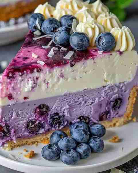 White Chocolate Blueberry Cheesecake Ingredients Crust: 1 ½ cups graham cracker crumbs ¼ cup sugar ⅓...