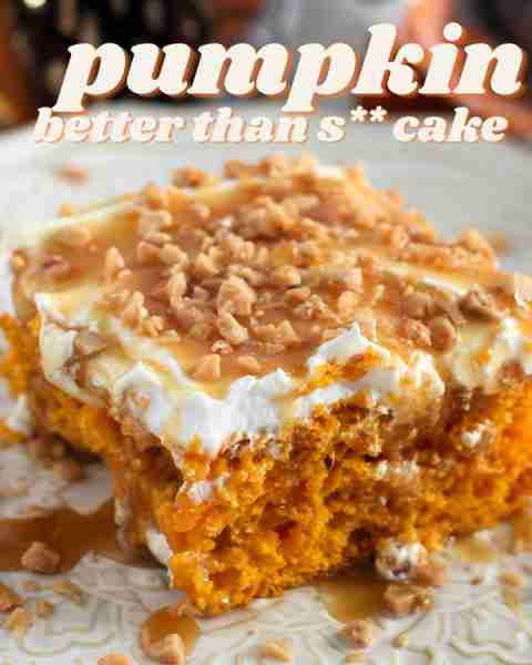 This pumpkin cake is perfect to make around the holidays. If you're a fan of pumpkin, you'll love th...