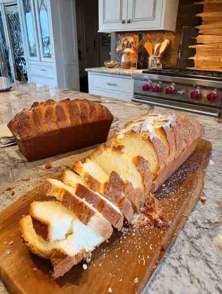 Keto Bread Loaf Ingredients 2 cups almond flour ¼ cup coconut flour 1 tbsp baking powder ½ tsp salt...