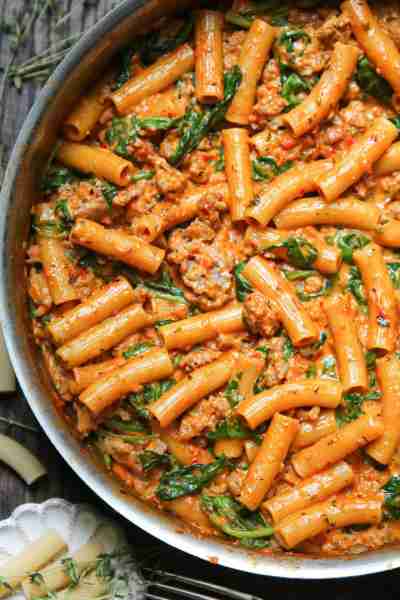 One-Pot Creamy Sausage Rigatoni with Spinach and Tomato Sauce.🥬🍅You can use any short pasta includ...