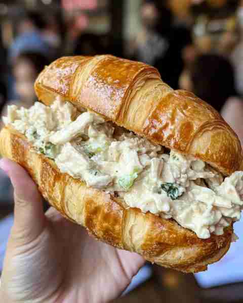 Hands down, my fave lunch ever!. Full recipe 👇 💬