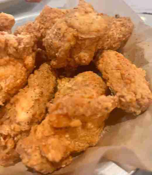 Game Day Fried Chicken Wings ~~Ingredients ~~ 2 lbs. chicken wings 1 cup flour 1/4 cup cornstarch 1...